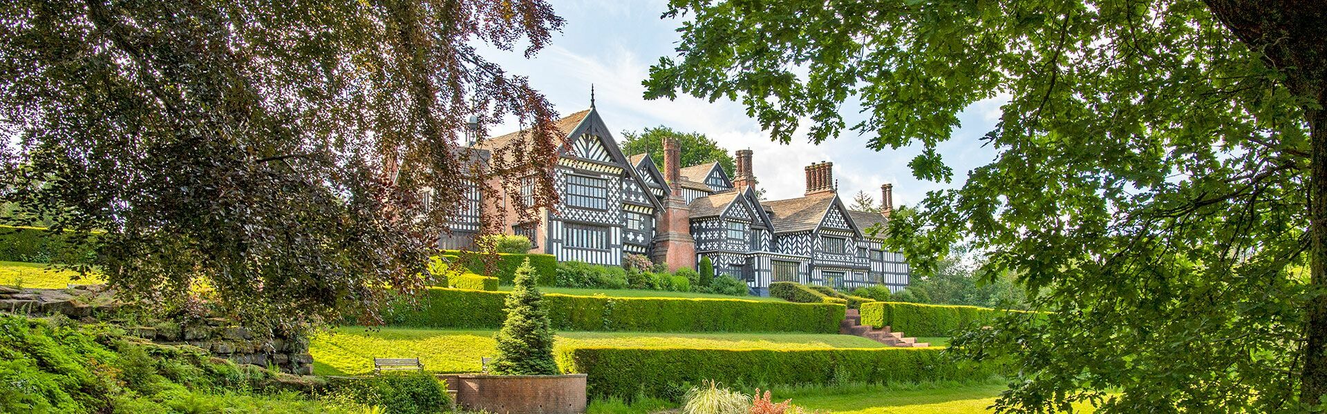 Short walk Bramall Hall